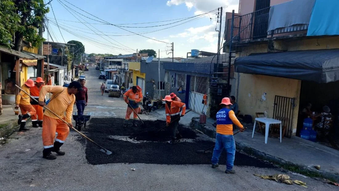 Prefeitura aproveita sol e intensifica recuperação asfáltica no São José Operário