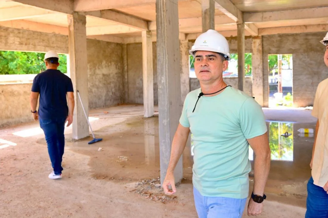 David Almeida vistoria primeira sede própria do Samu na história de Manaus e anuncia entrega de nova UBS - Portal Remador