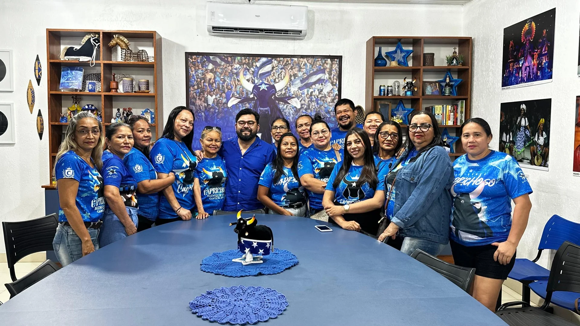 Mãos que costuram sonhos: costureiras do Boi Caprichoso recebem projetos para o Festival 2026