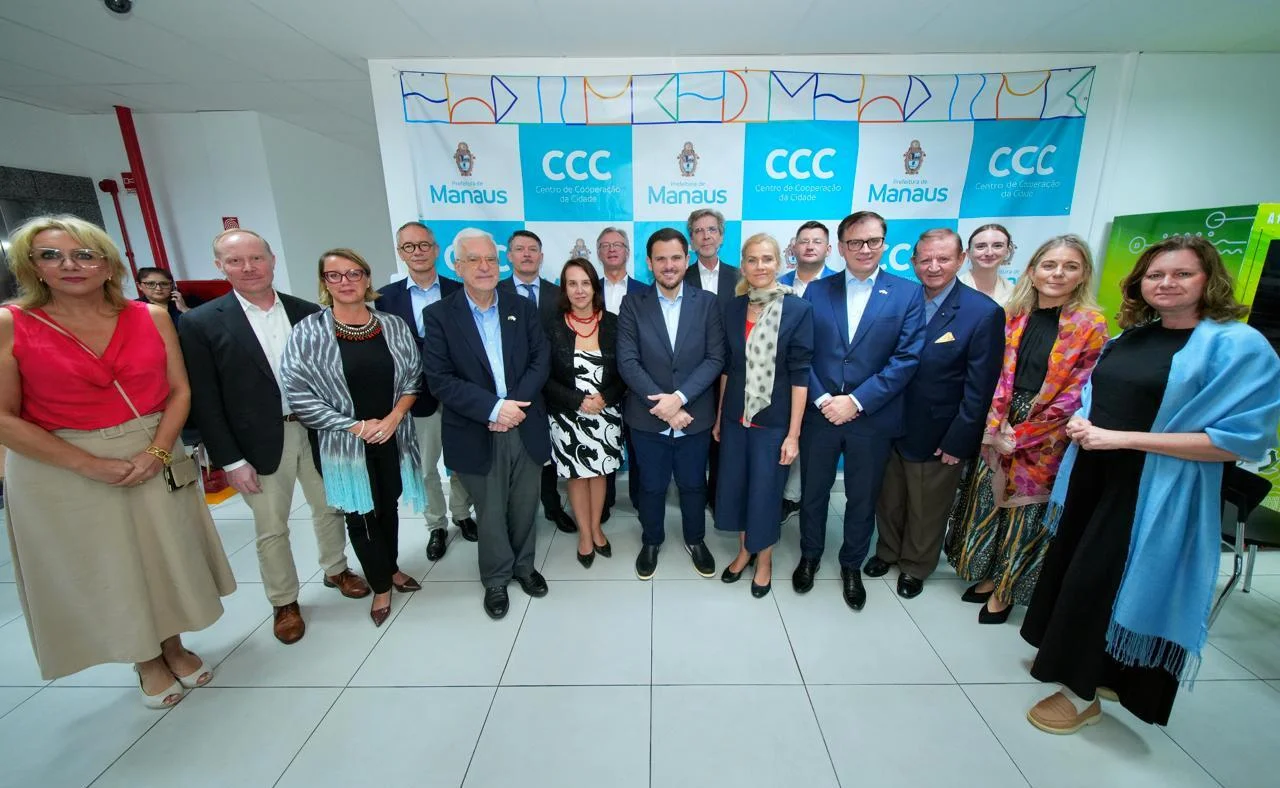 Prefeito Renato Junior articula parcerias com embaixadores de 17 países da União Europeia