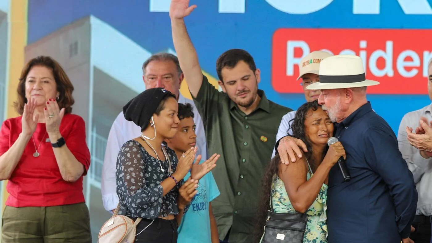Prefeito Renato Junior e presidente Lula entregam 576 moradias semimobiliadas do residencial Morar Melhor no Parque das Tribos e beneficiam mais de 2 mil pessoas