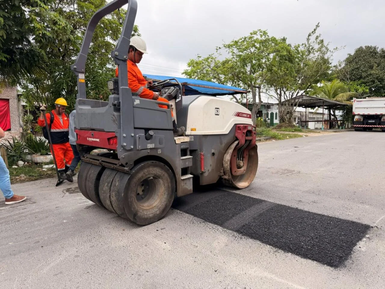 Prefeitura de Manaus intensifica operação ‘Tapa-Buracos’ no bairro Nova Cidade e amplia recuperação viária na região 