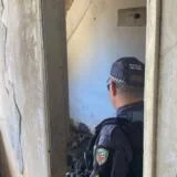 Ossada humana é achada em prédio abandonado dos Correios; polícia suspeita de crime em série