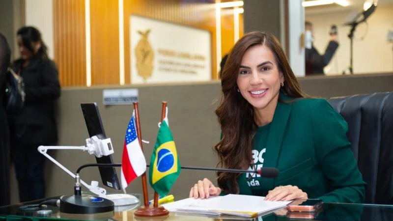 Débora Menezes celebra conquistas sociais no Dia do Parlamento Brasileiro - Portal Remador