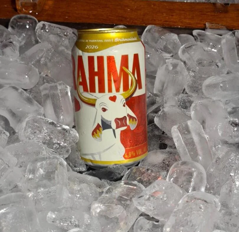 Batucada do Garantido inspira nova lata da Brahma para o Festival de Parintins 2026