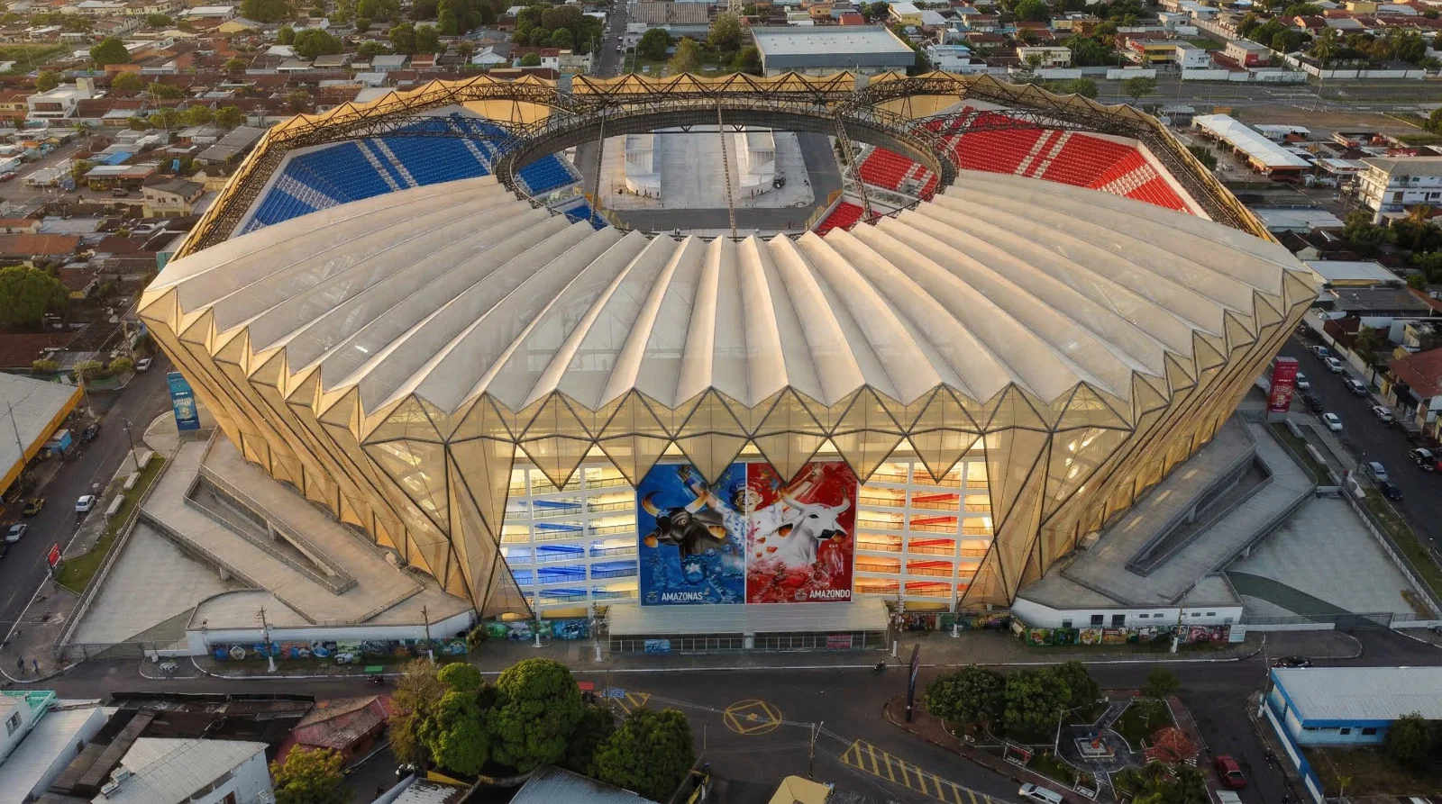 Expectativa: População de Parintins se prepara para audiência pública sobre modernização do Bumbódromo