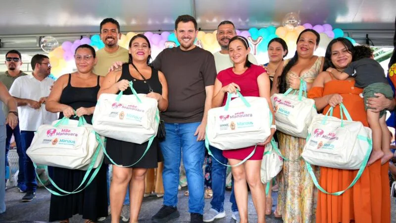 Renato Junior beneficia mil grávidas com kits do “Mãe Manauara” em celebração ao Dia das Mães