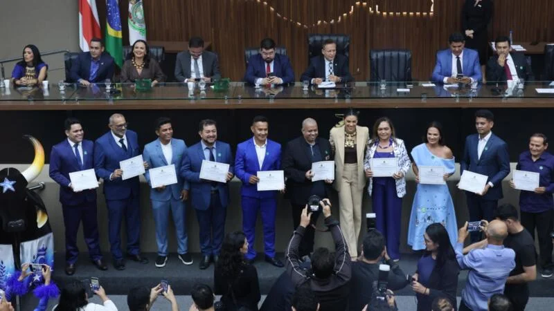 Governo do Amazonas participa de homenagem ao Festival Folclórico de Parintins na Aleam