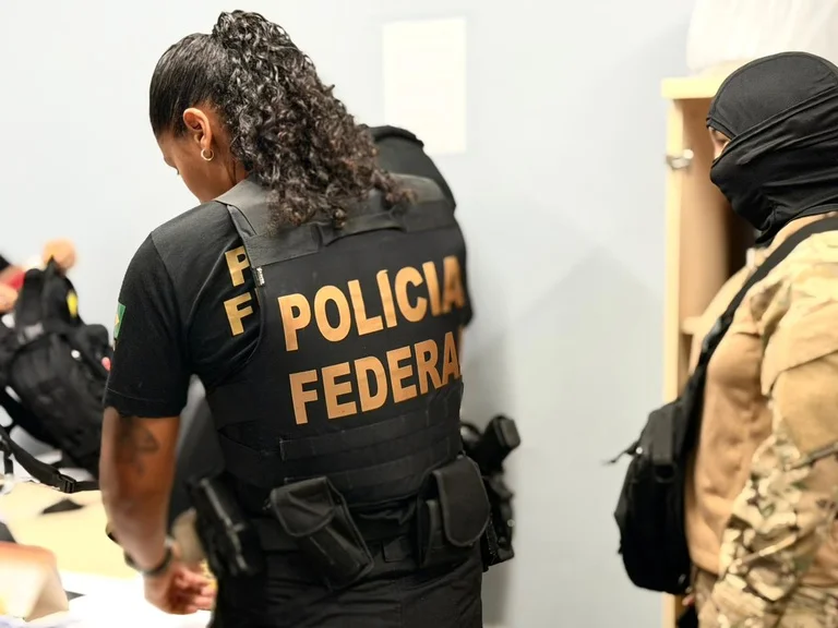 Investigador do 1º DIP é preso pela PF em Manaus por roubo de ouro