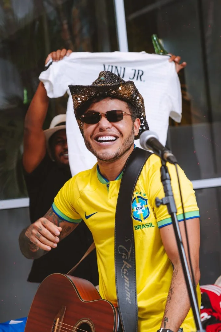 Cantor Tierry se apresenta no Clube Municipal hoje