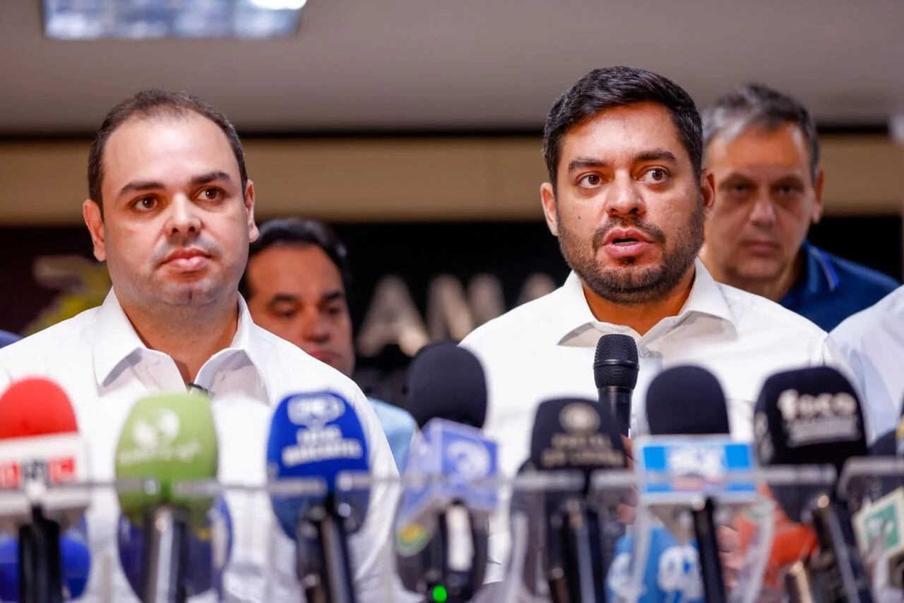 David Almeida expõe tática do governo com fundo da UEA e Cidade arrega de decreto milionário