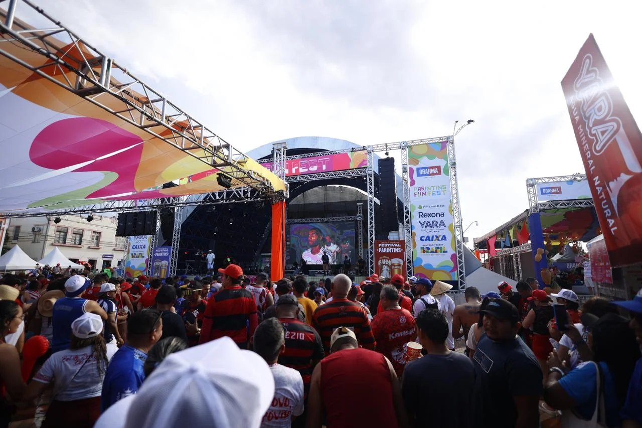 Parintins Fun Fest terá transmissão de Brasil x Escócia na Praça Digital