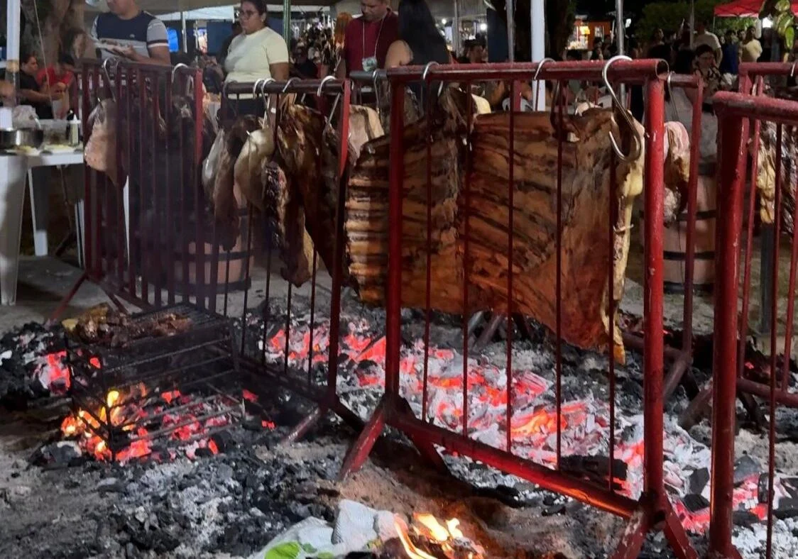 Costelada Agrifest une gastronomia fogo de chão, lazer e shows sertanejos no feriado desta quinta-feira em Manaus