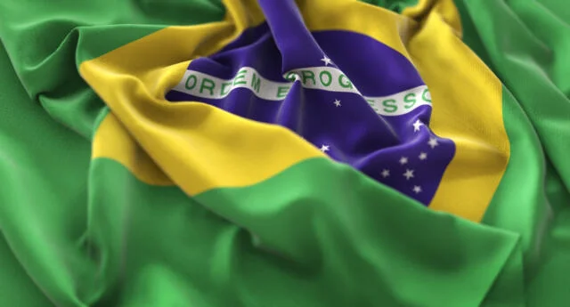 Efeito Copa: Busca por manto da seleção movimenta R$ 1,2 bilhão no e-commerce