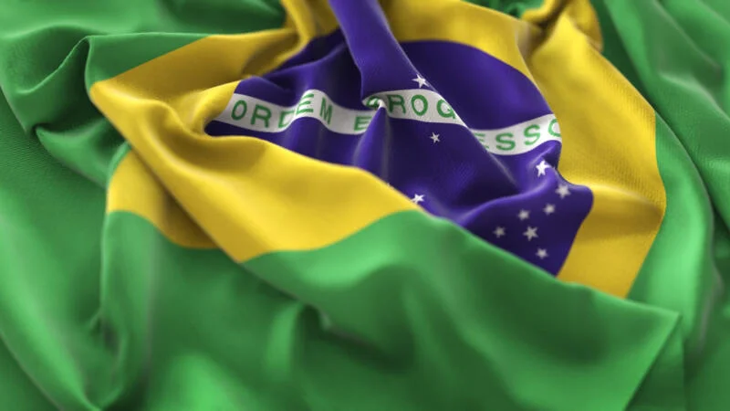 Efeito Copa: Busca por manto da seleção movimenta R$ 1,2 bilhão no e-commerce