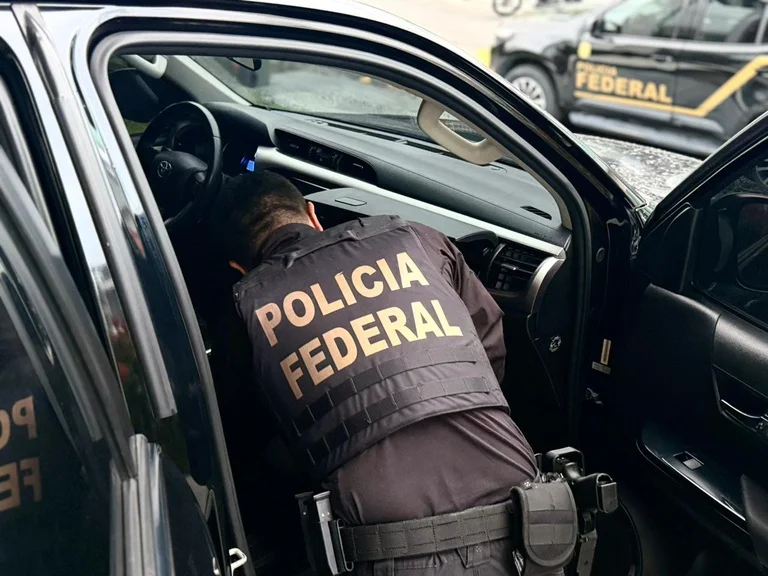 PF e MP deflagram "Operação Piloto de Fuga" e prendem mais um por roubo de ouro em Manaus