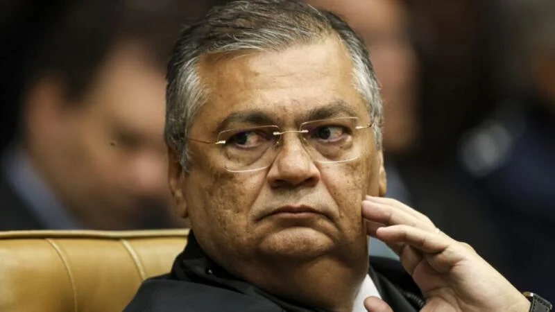 Flávio Dino mantém punição contra Sargento Salazar por xingamentos a David Almeida