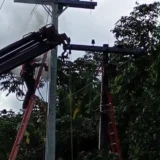 Eletricista recebe descarga de alta tensão e é transferido em estado gravíssimo para Manaus