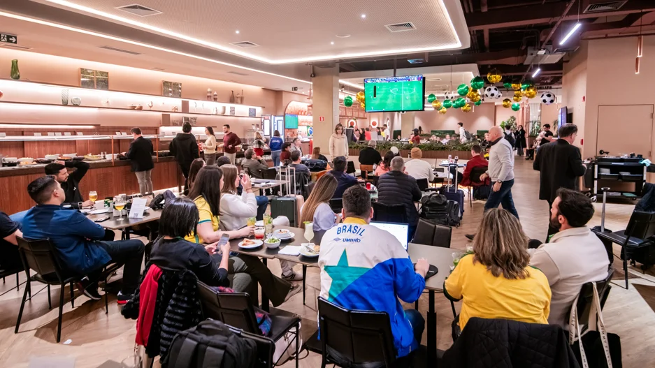 AMBAAR recria clima de estádio em Sala VIP de Congonhas para passageiros em trânsito