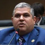 Elan Alencar perde cargo e Glória Carratte é mantida na Câmara de Manaus