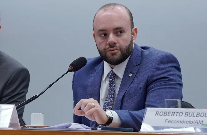 Deputado Fausto Jr. aciona Ministério Público após Âmbar Energia deixar moradores do Ramal da Morena 48 horas sem energia