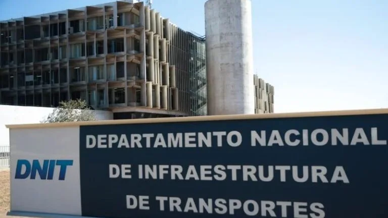 Construtora citada em operação da PF fatura nova bolada de R$ 329 milhões com o DNIT no Amazonas
