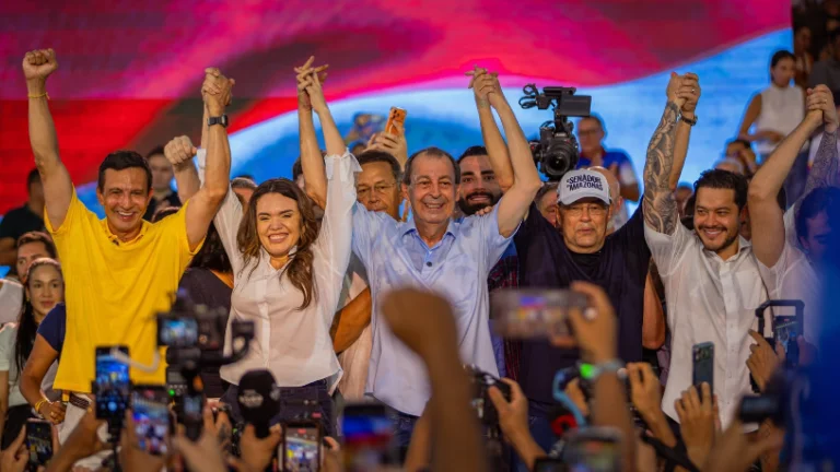 Sai 'Amazonas Forte de Novo' e entra 'Coligação Força Amazonas' em aliança com Omar, Braga e Silas