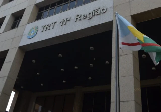 TRT-11 determina retomada do transporte coletivo em ManausEm caso de descumprimento, o STTRM estará sujeito a multa de R$ 120 mil por hora de paralisação