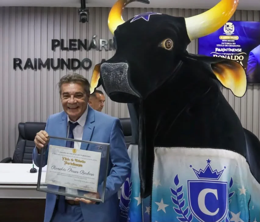 Mestre Ronaldo Barbosa é homenageado pela Câmara Municipal de Parintins - Portal Remador
