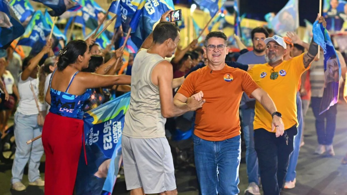 David inicia nova fase da campanha em Parintins, compara gestões e diz que o interior "merece mais e melhor"