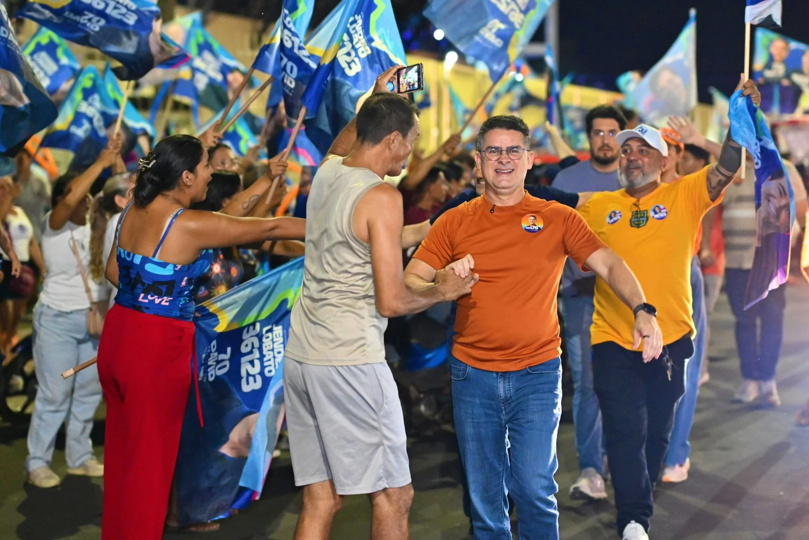 David inicia nova fase da campanha em Parintins, compara gestões e diz que o interior "merece mais e melhor"