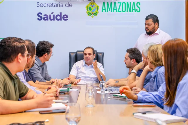 Governo do Estado anuncia liberação de R$ 127 milhões para médicos após forte pressão e cobranças da categoria