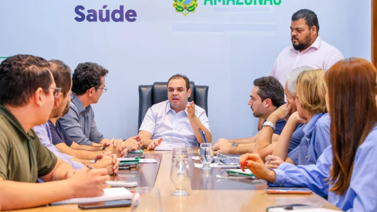 Governo do Estado anuncia liberação de R$ 127 milhões para médicos após forte pressão e cobranças da categoria