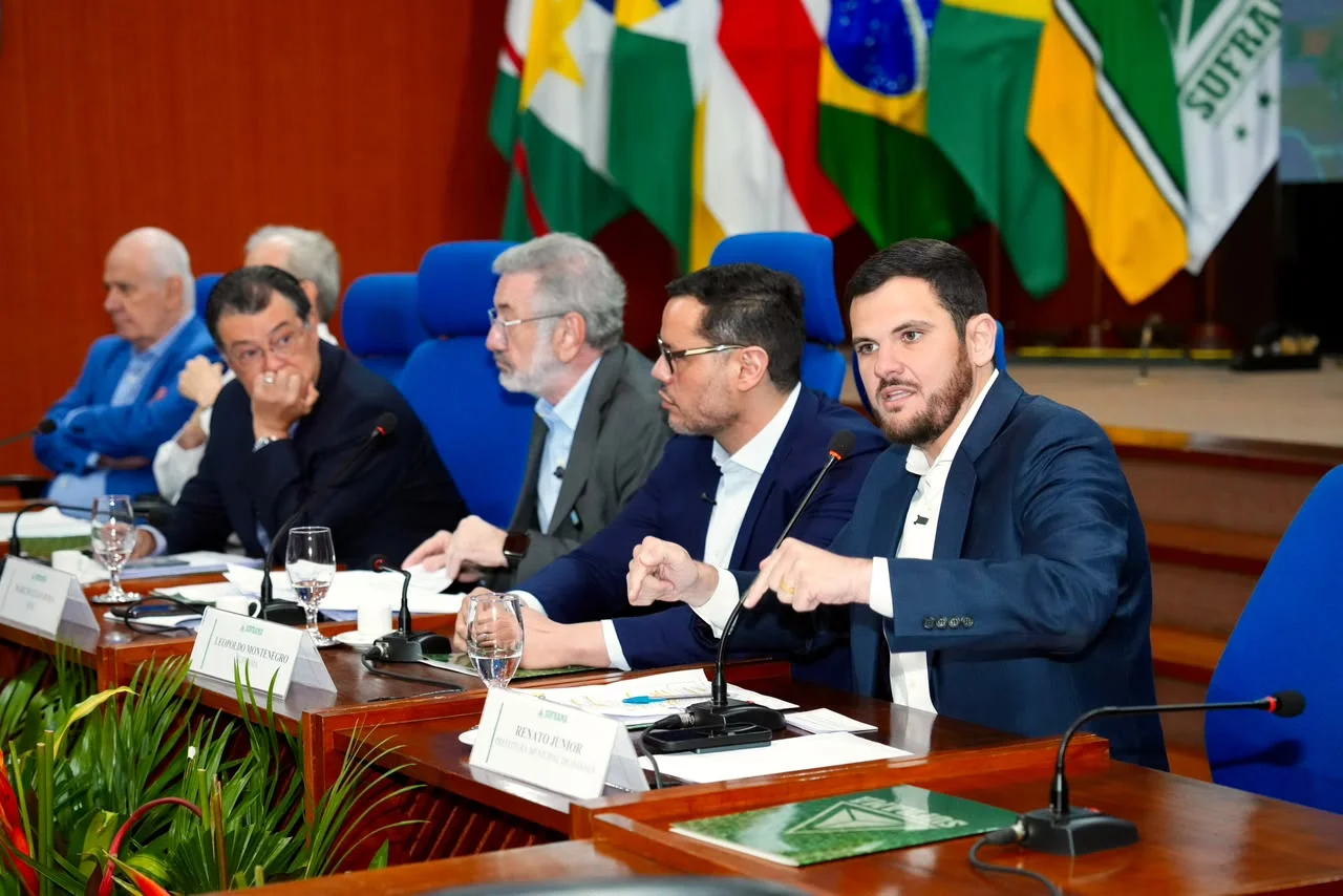 Prefeito Renato Junior anuncia secretaria de desburocratização industrial e defende união entre prefeitura, Suframa e governos pelo Polo Industrial de Manaus