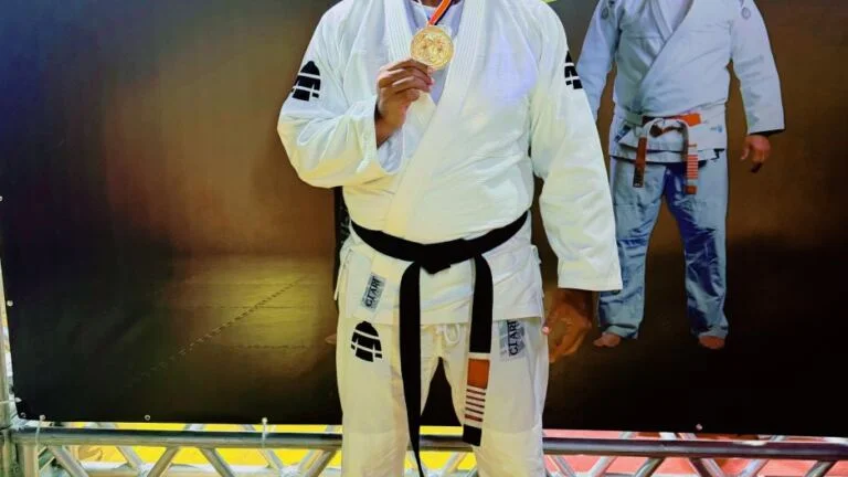 Vereador Ivo Neto é homenageado nos 50 anos do Jiu-Jitsu no Amazonas e reforça compromisso com o esporte nas periferias - Portal Remador