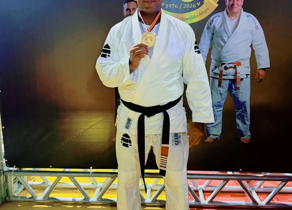 Vereador Ivo Neto é homenageado nos 50 anos do Jiu-Jitsu no Amazonas e reforça compromisso com o esporte nas periferias - Portal Remador