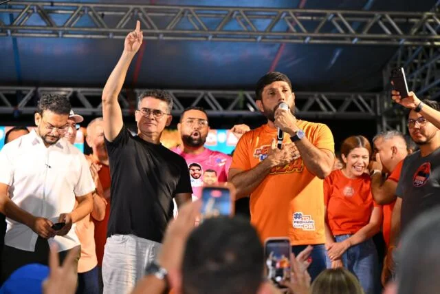 Ao lado de Eduardo Assis, David lembra entregas no Alvorada e afirma que vai trazer UFC ao Amazonas