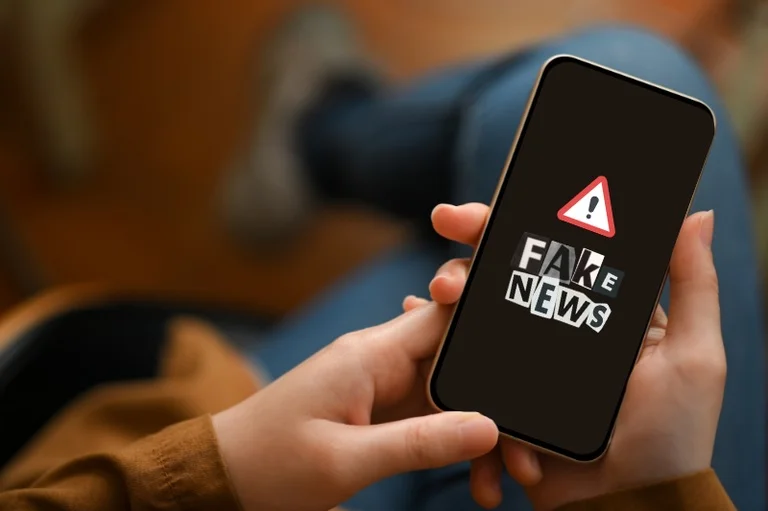 Fake news na política: como a desinformação tenta influenciar eleitores e por que é preciso redobrar a atenção em 2026