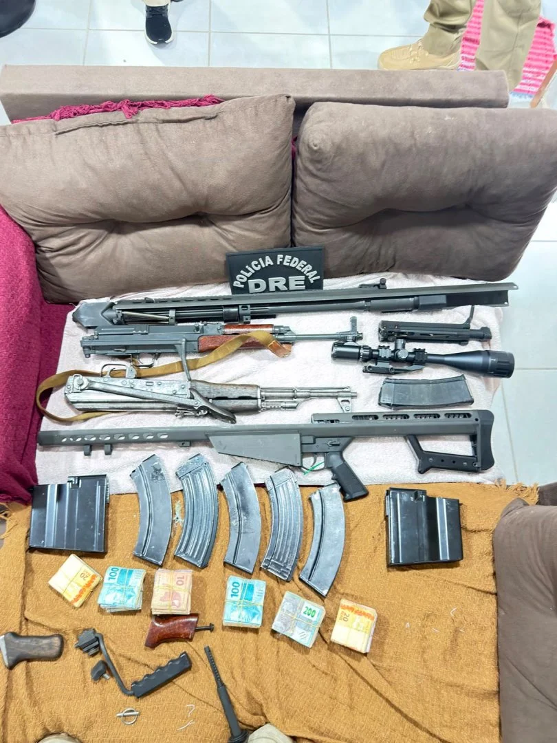 PF cumpre 43 mandados, bloqueia milhões e destrói pistas clandestinas no AM