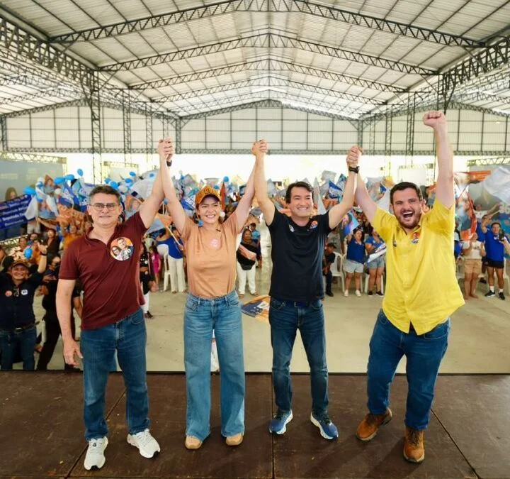 Jender Lobato reúne mais de 600 pessoas no Brasileirinho ao lado de David Almeida, Renato Júnior e Aryel Almeida