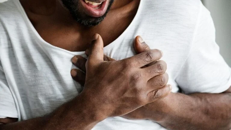Doenças cardiovasculares no Brasil: por que o AVC e o infarto estão atingindo cada vez mais adultos jovens?