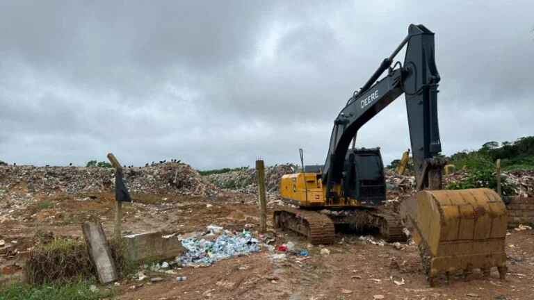 Defensoria do Amazonas solicita fechamento de lixão do Iranduba sob pena de multa de R$ 12 milhões
