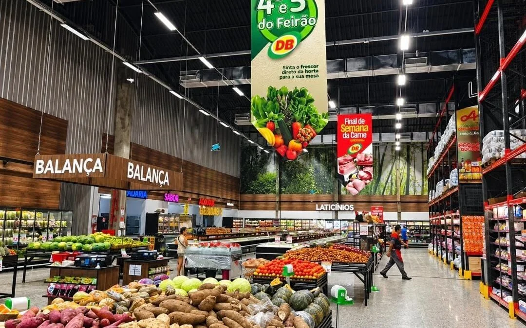 Justiça condena Supermercados DB a pagar R$ 1,3 milhão por danos morais coletivos após ação do MPAM