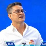 No debate, David destaca valorização dos professores e grandes entregas que fará na educação