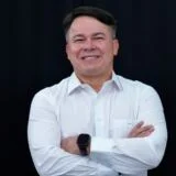 Keitton Batista propõe ampliar a conectividade para reduzir o isolamento de comunidades no Amazonas