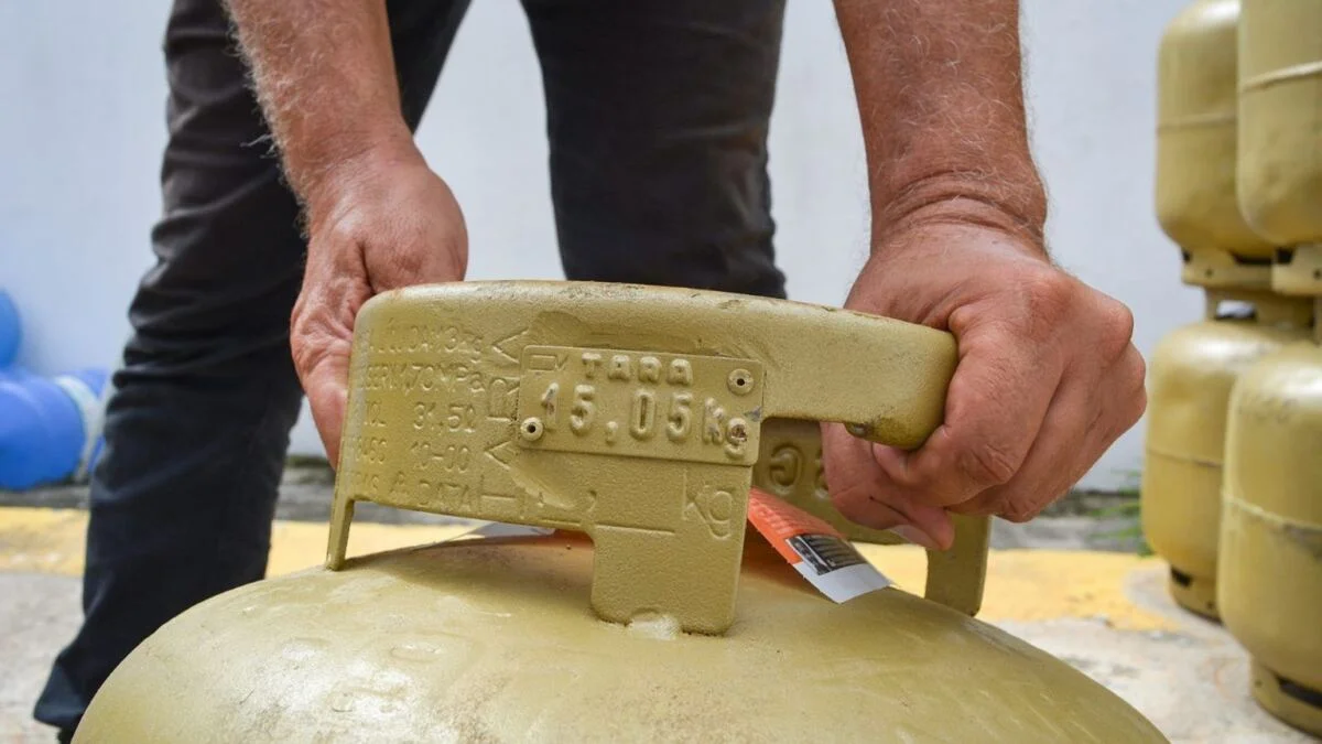 Procon Manaus divulga levantamento de preços do gás de cozinha com variação expressiva entre revendedoras