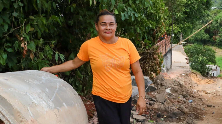 Prefeitura de Manaus avança com serviços de drenagem e infraestrutura no bairro Santa Etelvina 
