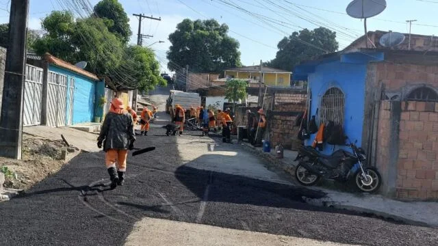 Prefeitura de Manaus melhora mobilidade no Zumbi dos Palmares com recuperação da rua Marcelo Santos
