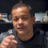 Candidato de Bolsonaro, Delegado Pablo diz que Flávio não apoia Plínio Valério, após vídeo polêmico de Coronel Rosses