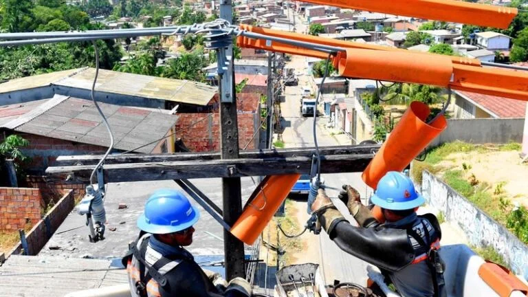 Âmbar apresenta pacote de R$ 5,5 bilhões para modernizar sistema elétrico do Amazonas